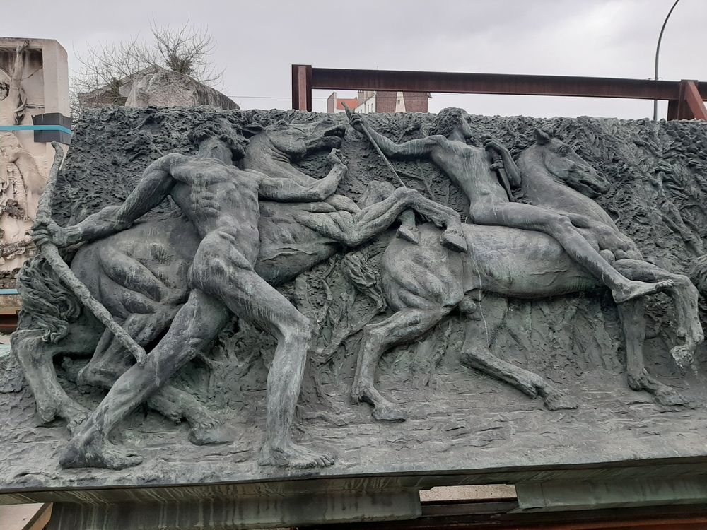 Lbfr_Bas_relief_Tommasi_Ivry_21_02_22__2_.jpg